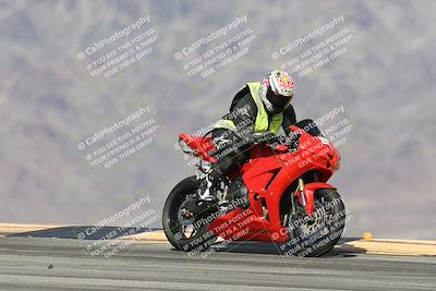 media/Nov-16-2025-Race Pace (Sun) [[8c5fa54630]]/Verified Riders/5-Turn 9 (1135am)/